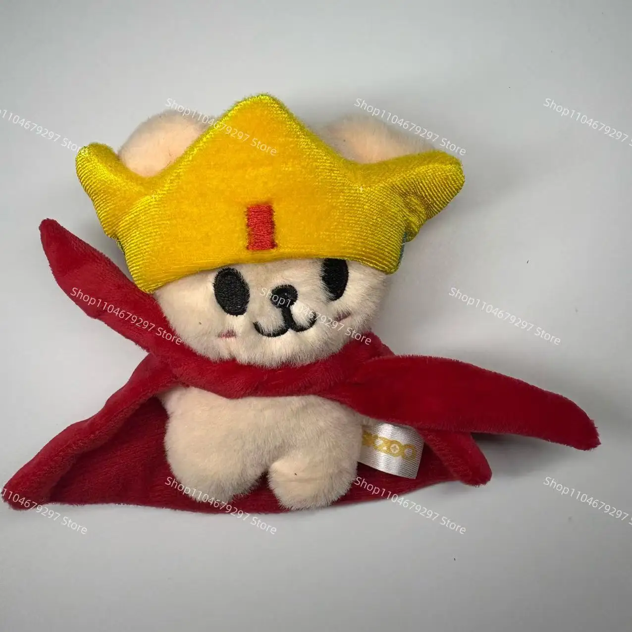 سلسلة مفاتيح KZOO Stray Kids الشهيرة بتصميم رائع وعرض فخور، دمية Crown King القطيفة، هدية للأطفال للأزواج #2