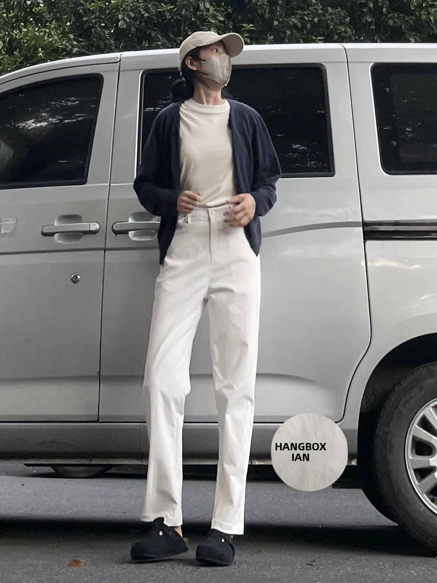 

Женские брюки-палаццо молочно-белого цвета, облегающие, повседневные, с высокой талией, на молнии...