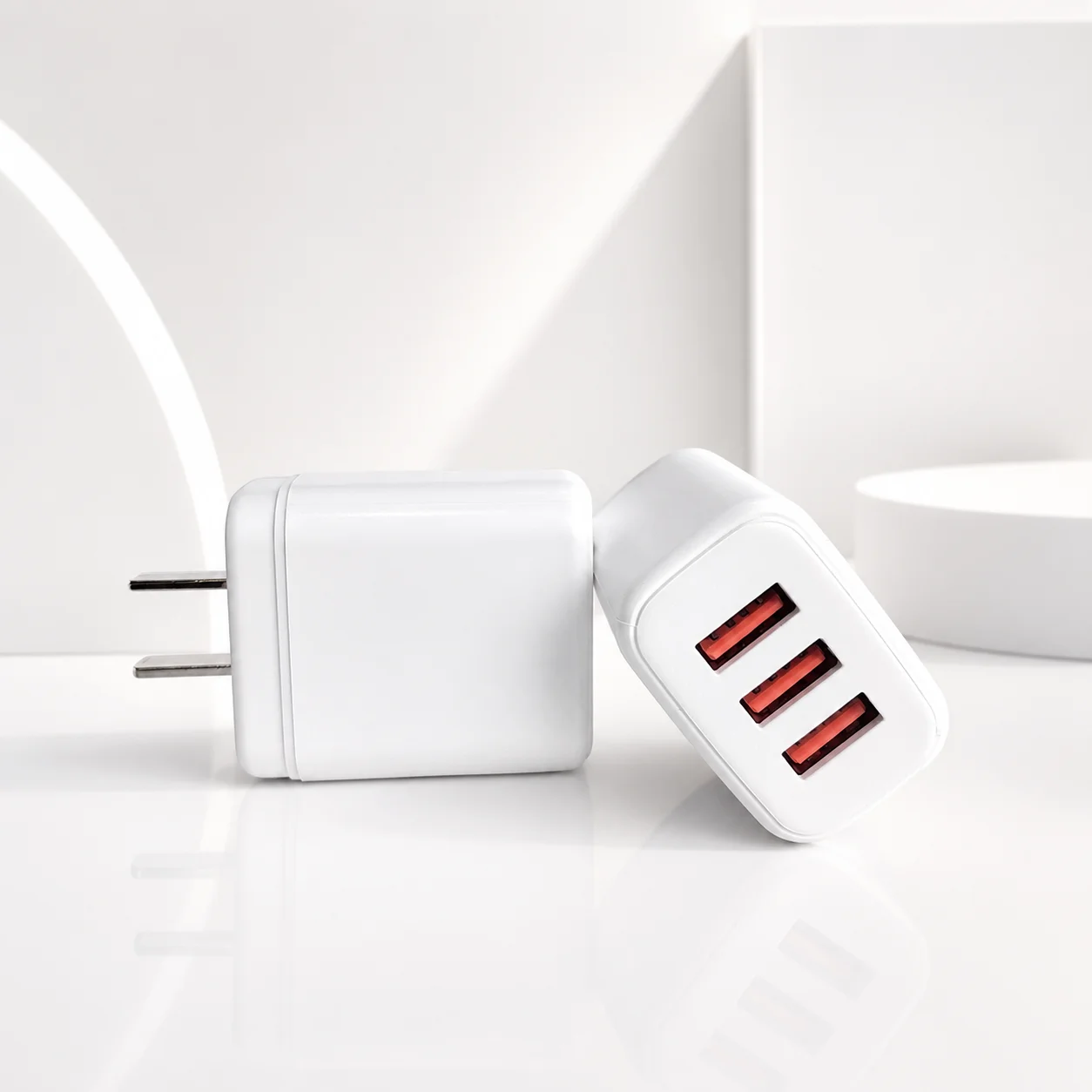 3-Port USB Charger, Multi-Port Plug Charger, Multifunctional 5V 2A Charger for Phones, Microphones and Translators
