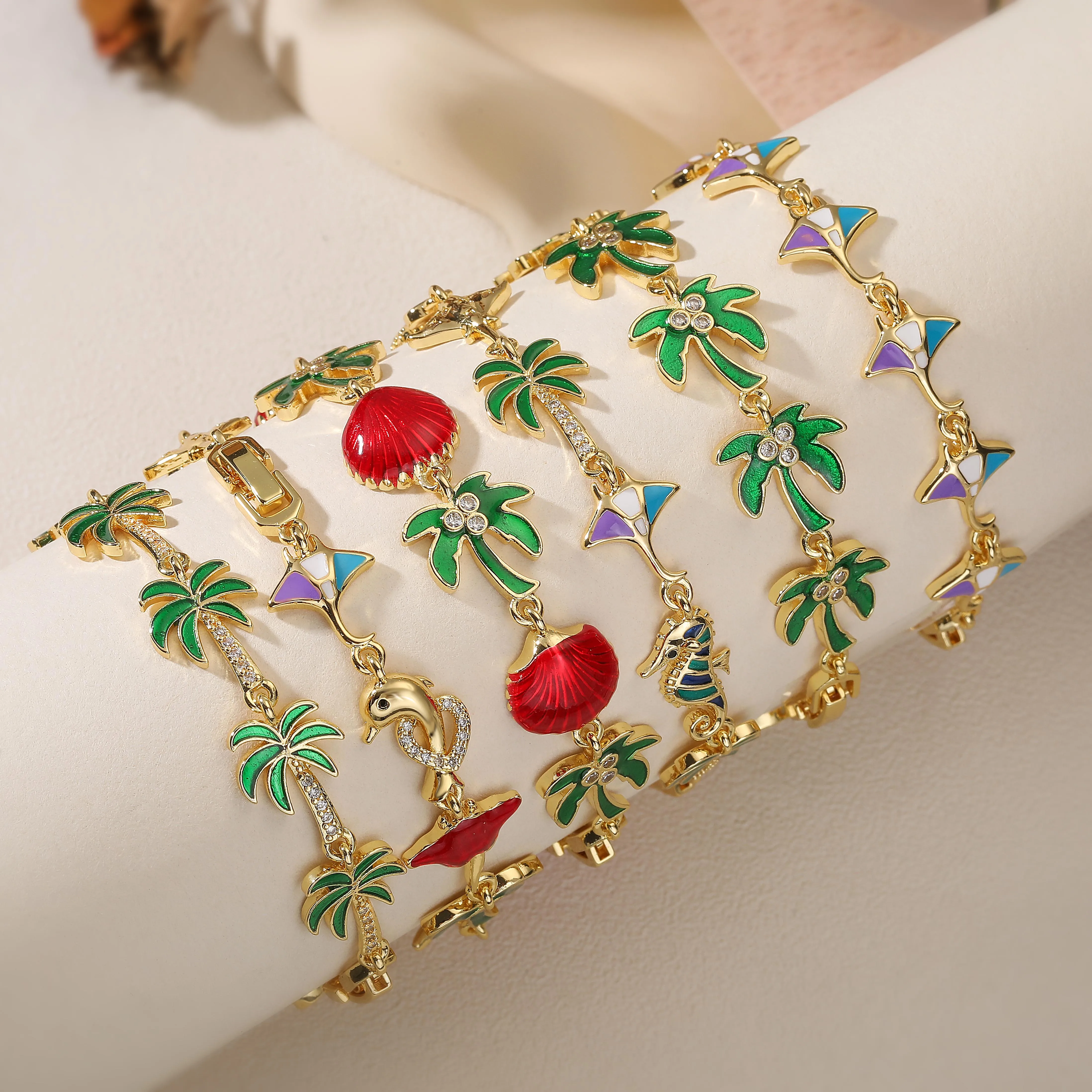 Grünes Emaille-Tropfglasur Retro-Armband mit Palmen- und Kokosnussbaum-Muster Anhängerkette Süßes und Niedliches Accessoire