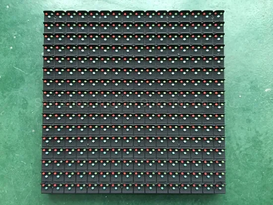 P16 Full Color Outdoor Front Service LED Display Screen for Advertising