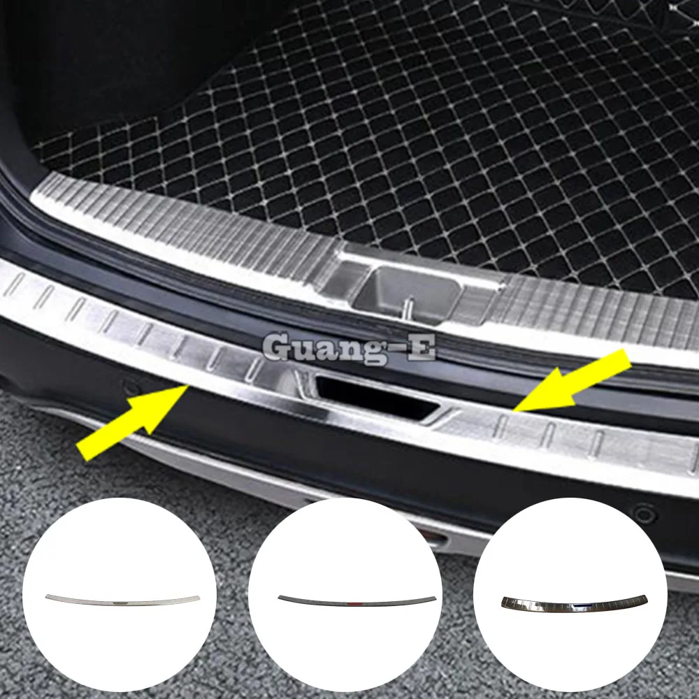 

For Honda HRV HR-V Vezel 2019 2020 2021 2022 Car Stick Outside Rear Bumper Trim Stainless Steel Scuff Sill Trunk Plate Pedal