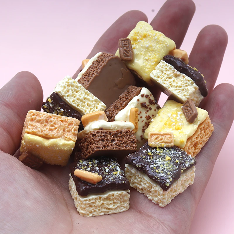 10/100pcs Chocolate Mousse Cake Imitation Decor Miniature Landscape Scene Decoration DIY Keychain Hairpin Charms Accessory