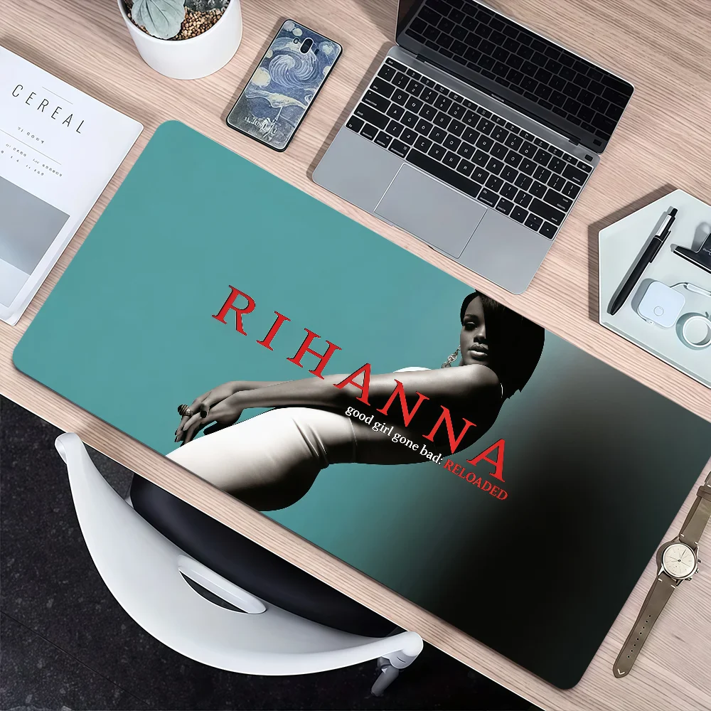 Singer R-Robyn Rihanna Fenty Mouse Pad Large Non-slip Lockedge Desktop Computer Desk Mat Keyboard MousePad Office Gamer Student