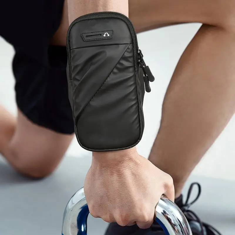 

Universal Armband Phone Key Pouch Outdoor Waterproof Fitness Running Sport Arm Cell Phone Holder With Headphone Jack Phone Bag