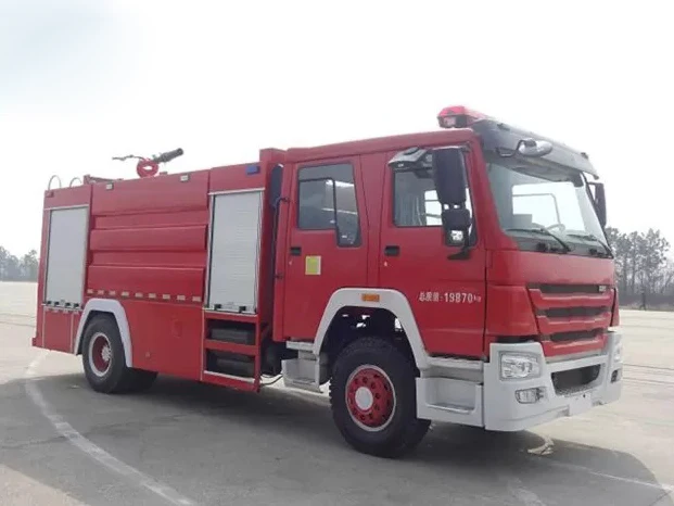 Camion de pompiers Sinotruck 4x2, flambant neuf, 7000 litres, Howo