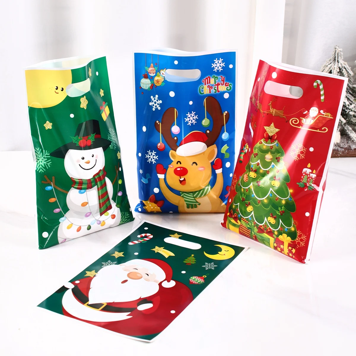Weihnachtsgeschenktüten, Plastiktüten, Weihnachtsfeier, Süßigkeiten, Kekse, Weihnachtsgeschenk, Verpackung, Zubehör, Weihnachtsdekoration, 2025 – Detail 2