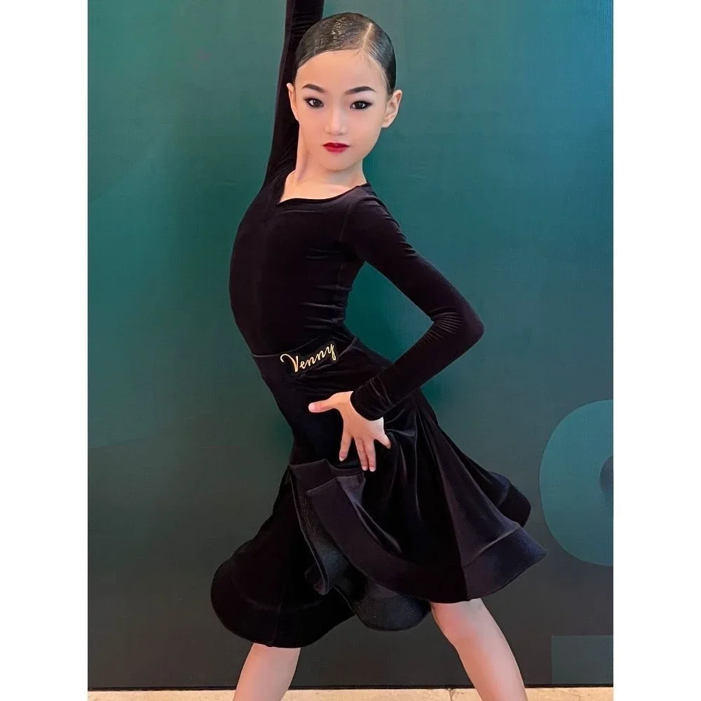 

New fashion Latin dance training suit, new split two-piece competition suit for women and children dance skirt