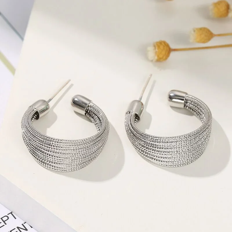 New Fashion Trend Unique Design Elegant Delicate Retro Exaggerated Multilayer Stud Earrings Women Jewelry Party Gifts Wholesale