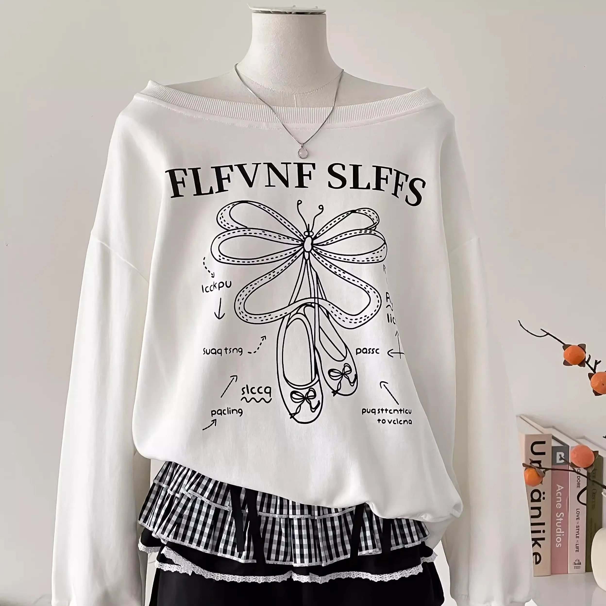 日本の原宿女性パーカー白ルーズ薄い傾斜襟長袖プラスベルベットカジュアルシンプルなトップ秋冬ファッション