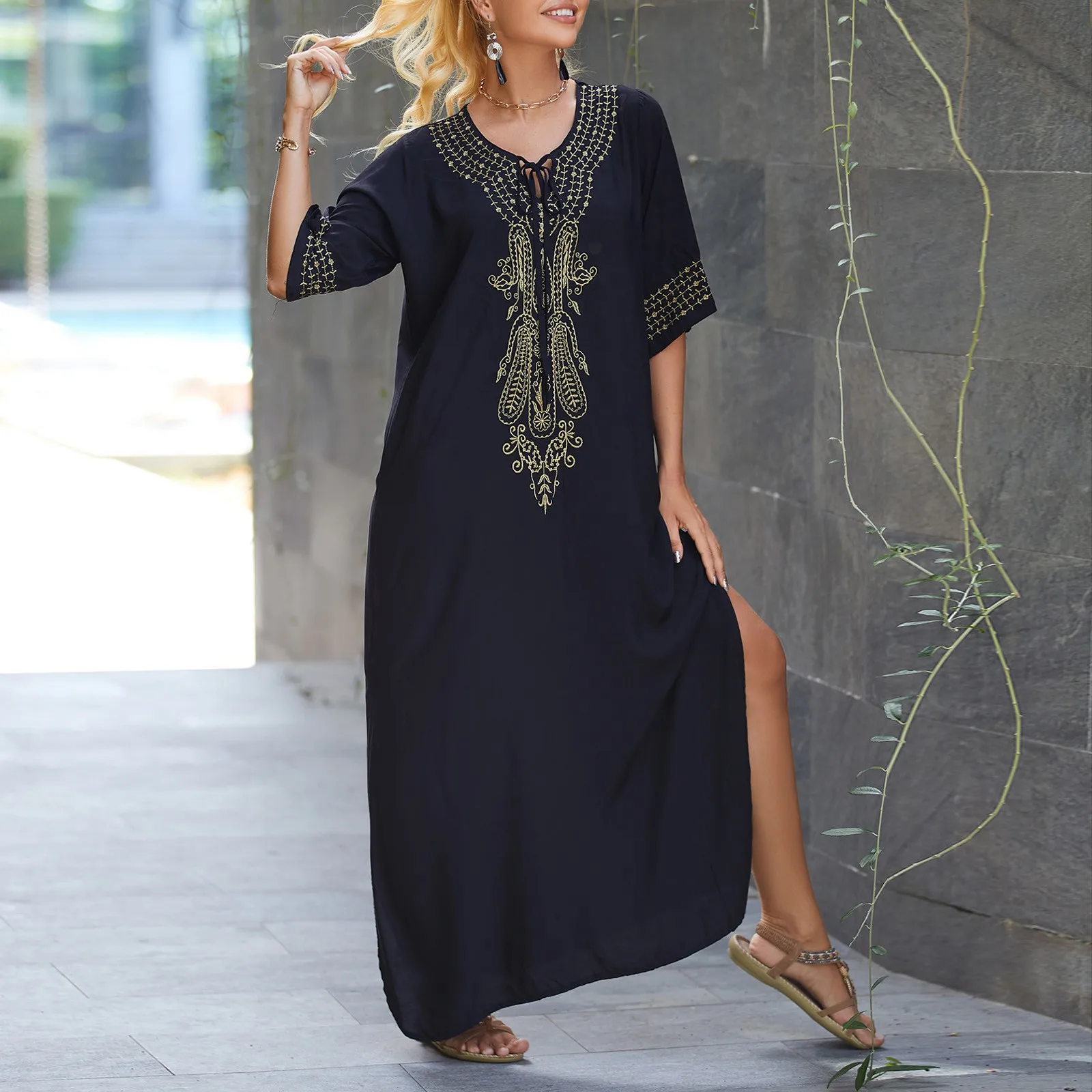 Women'S Loose Dress Fashion Black Gold Thread Embroidery Dress Half -Sleeved V-Neck Slit Long Dress Summer Casual Vacation Dress