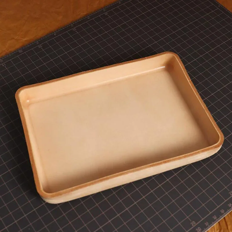 Handmade Vegetable-Tanned Leather Tray Desktop Storage for Jewelry Keys Small Items 185x135x25 Mm Eco-Friendly Organizer