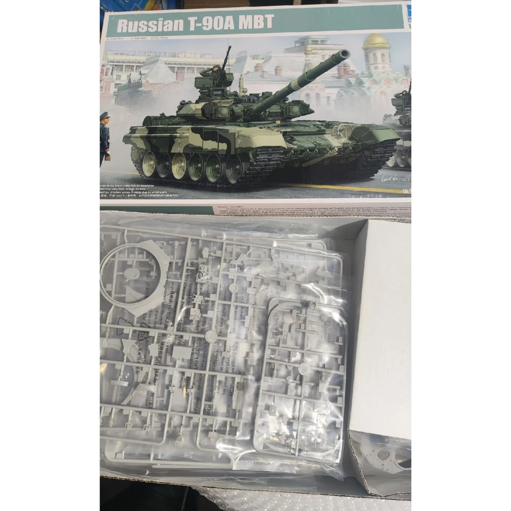 

Trumpeter 05562 Масштаб 1:35 Русский основной боевой танк T90 T-90A MBT Пластиковая сборка Модель Комплект Военная игрушка для моделирования зданий