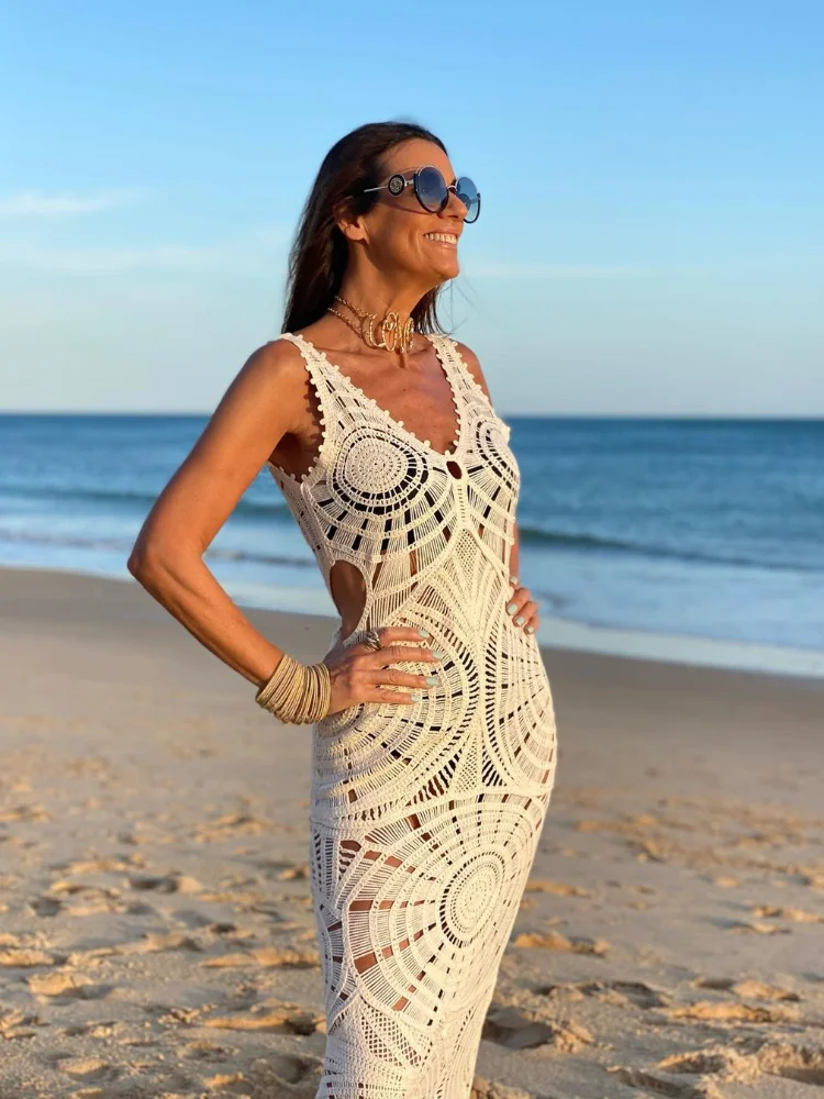 White Knitted Hollow V-neck Long Dress Sexy Sleeveless Backless Robes Longues Female Summer Skinny Elegant Party Beachwear