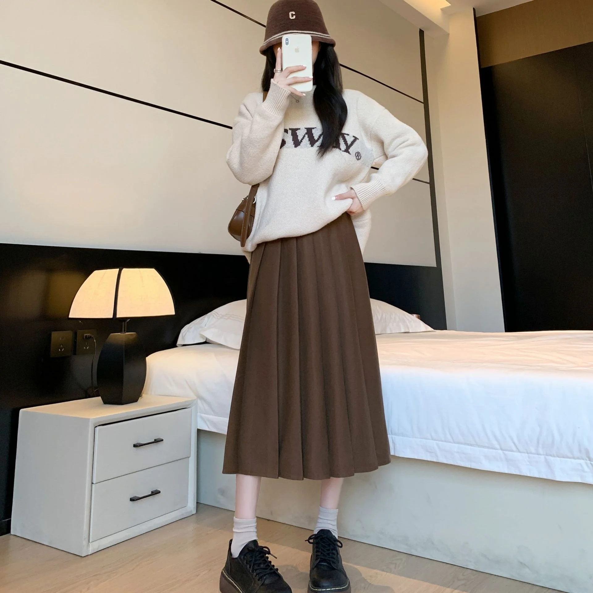 Vintage Brown High Waist Pleated Skirt Women Korean Fashion College Style Long Skirt Autumn and winter Casual A line Skirts