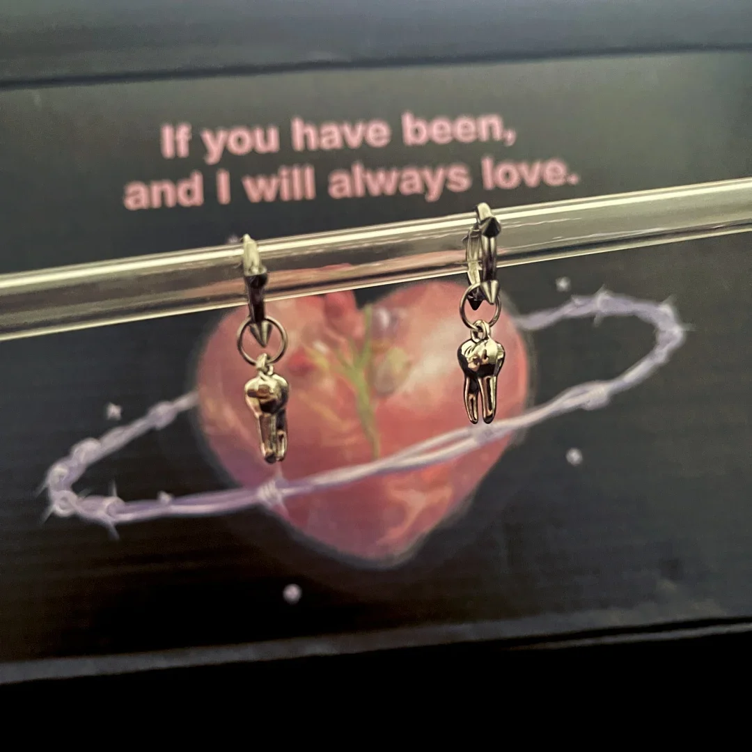 Punk Rivet Teeth Stud Earrings for Women Gothic Cool Hoop Earrings Korean Fashion Charm Trendy Jewelry Grunge Rock Accessories image 3