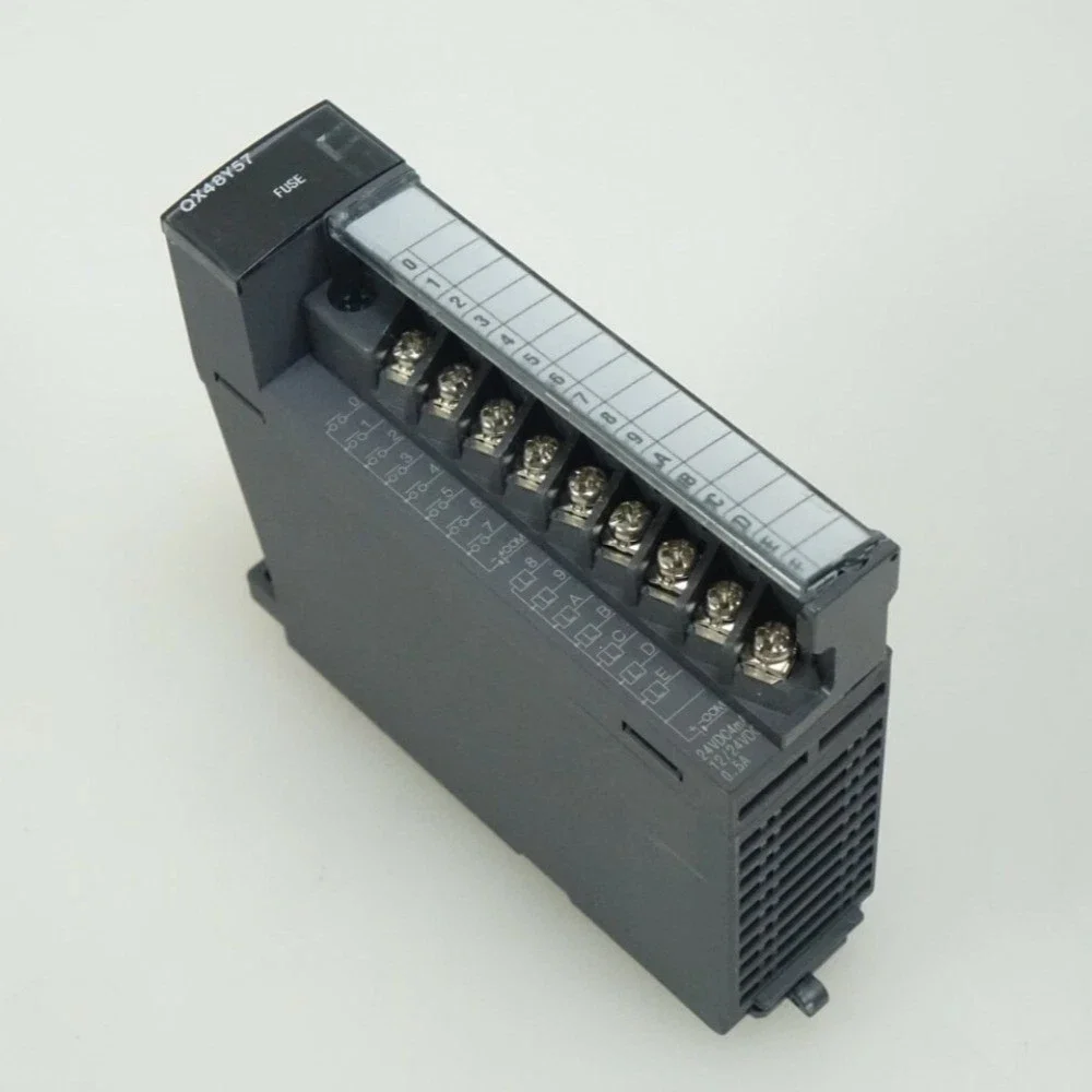 New QX48Y57 For Mitsubishi QX48Y57 MELSEC-Q series Mitsubishi Input/Output unit PLC Module