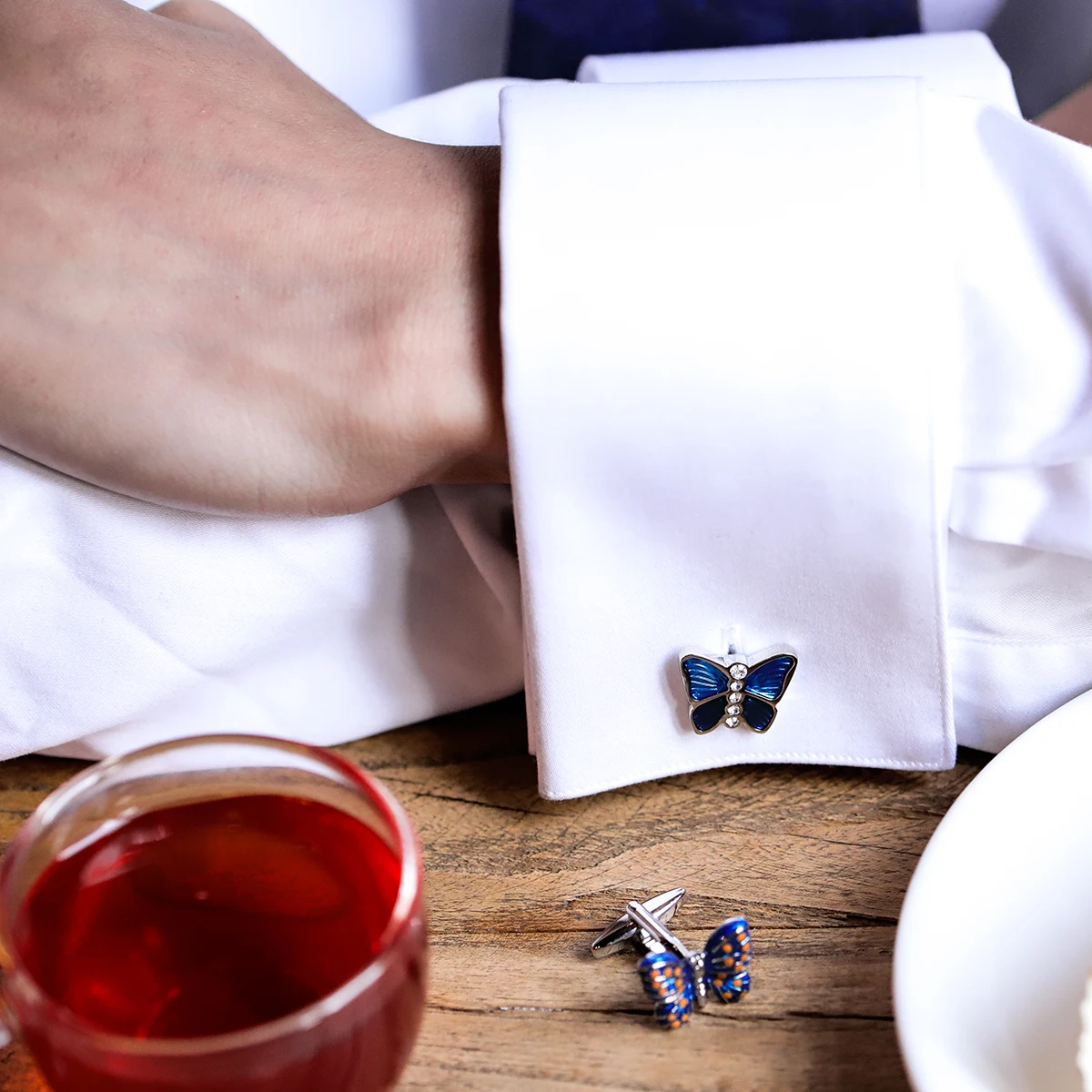 KFLK cuff links for men\'s shirts cufflinks animal butterfly cbutton high quality brand buttons fashion  wedding guests