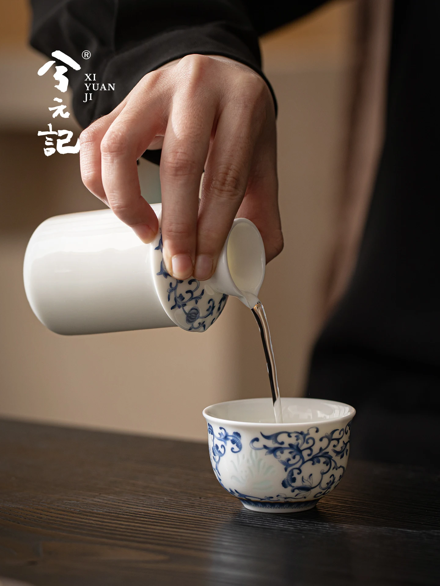 

Blue and White Wine-Warmer Household Ceramic Wine Set for Elders New Year Gift Birthday Hand Box