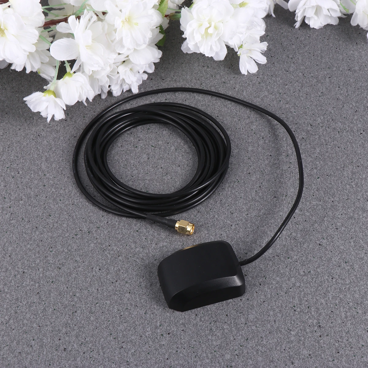 

Car GPS Antenna Active Signal Amplifier Cable High Stability Low Noise 1. Max High Gain Universal Fit for Navigation