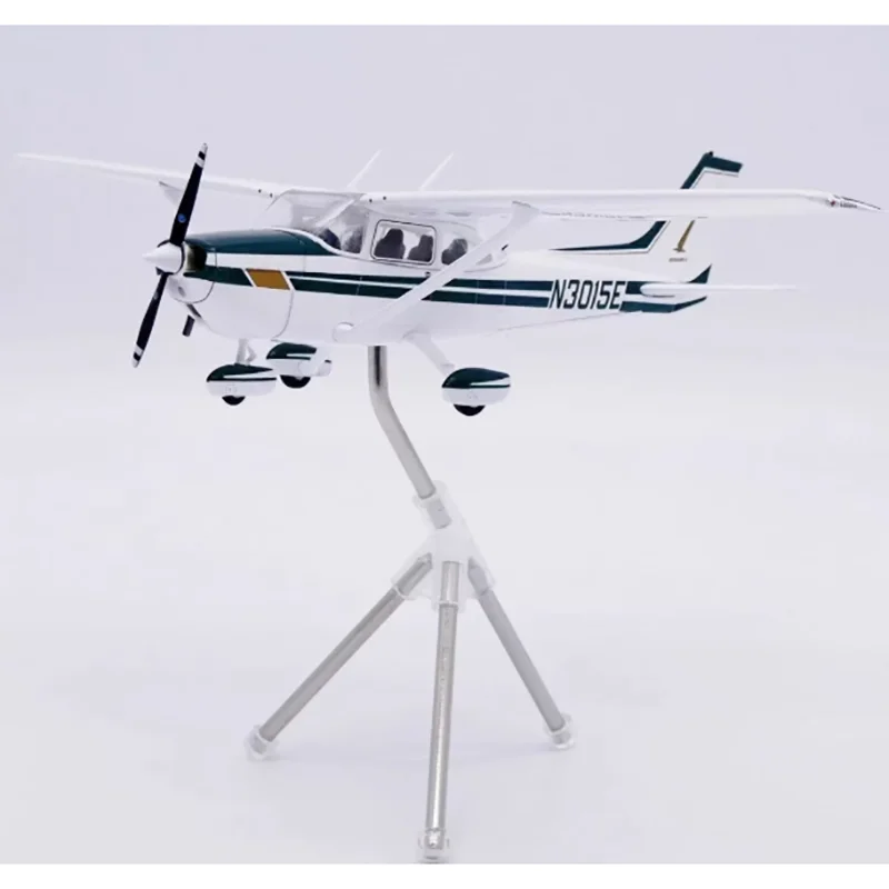 JC Asas Diecast Escala 1/72 Cessna 172 N3015E Coleção de modelos de aeronaves em liga Ornamentos decorativos