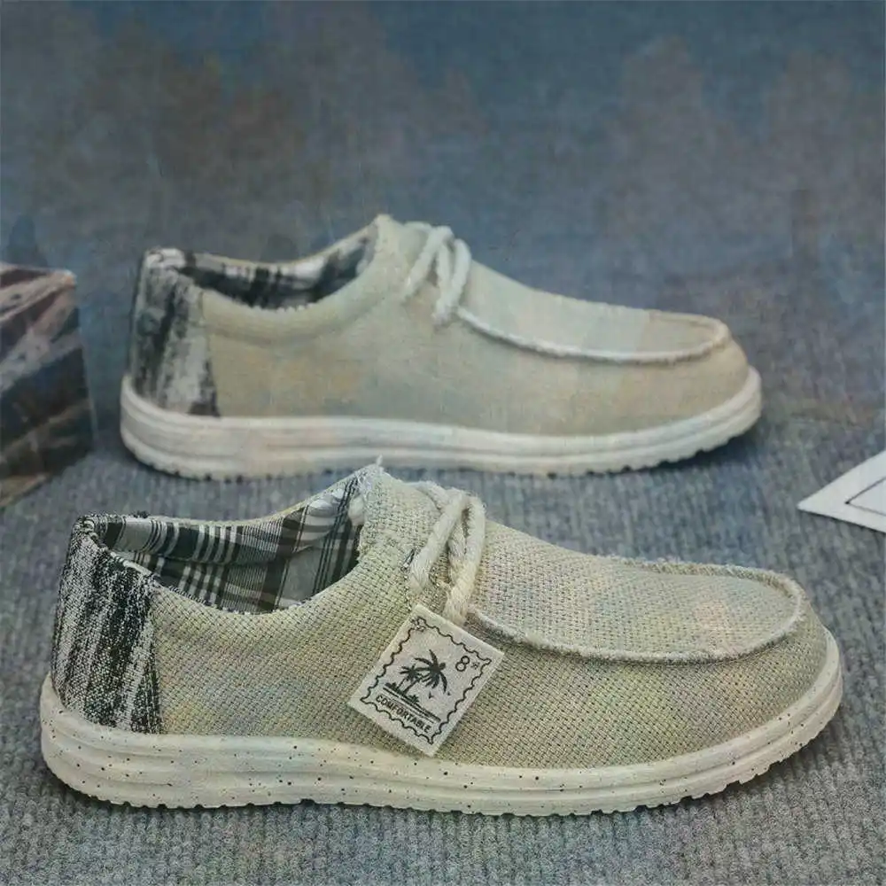 

Nonslip Ventilation Sports Man Boots Casual Cool Shoes For Men Sports Shoes Men Sneakers Universal Brands Low Cost