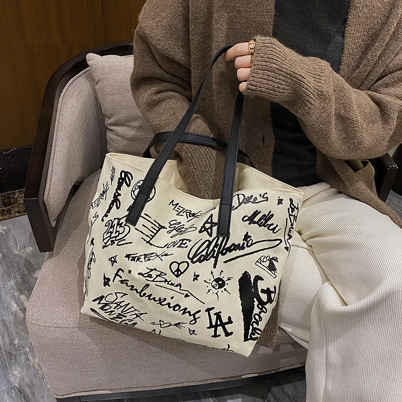 

2025 Retro Large Capacity Canvas Tote Bag Women Fashion Versatile Simple Portable Shoulder Bag
