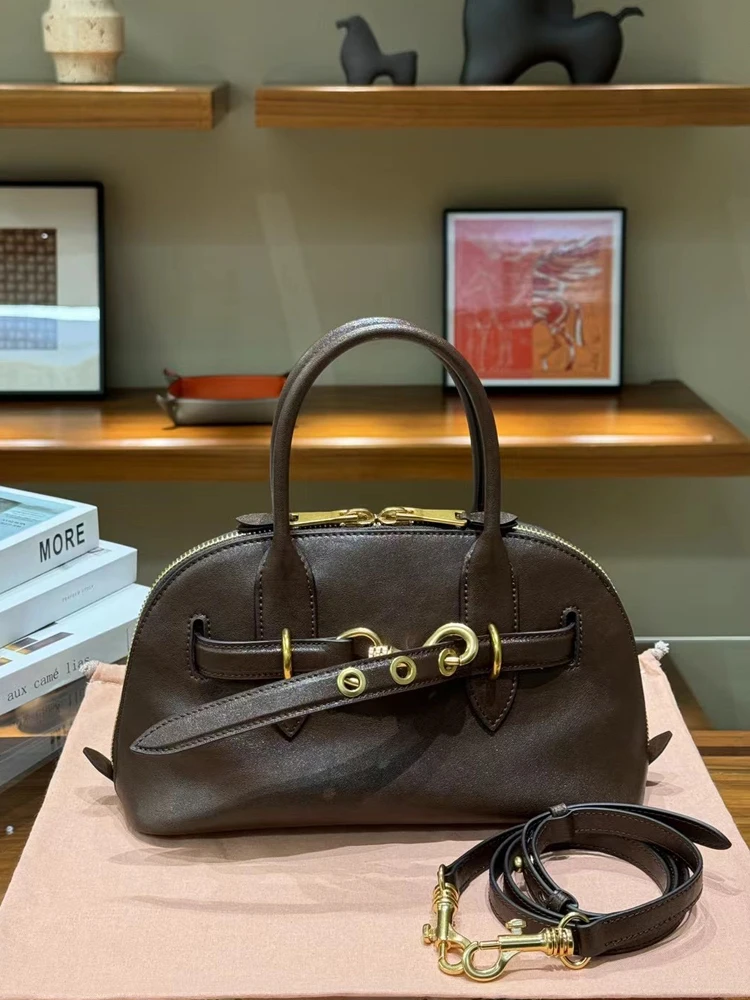 

Retro Tanned Cowhide ell Handbag Single oulder Commuter Bag Underarm Crossbody Bag Briti Sle Soft Handle Zipper Closure