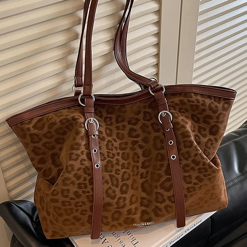 Vintage Leopard Print Shoulder bag,Winter Faux Suede Large Capacity Handbag,Adjustable Strap Metal Ring Decor Soft Hobo Tote bag