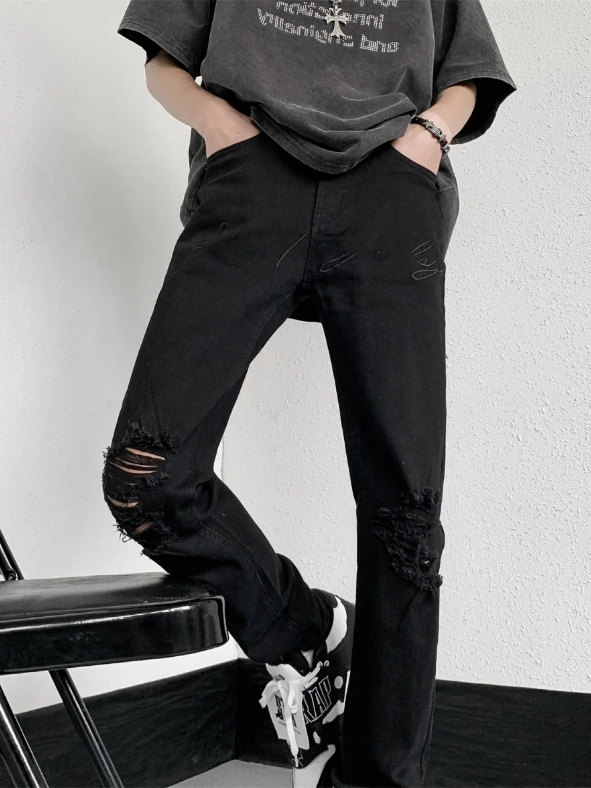 

Men's Summer Thin Bla Slim Straight Leg Jeans Tear Hole High Street Vibe Casual Long Pants mid Waist Zipper Closure Jeans