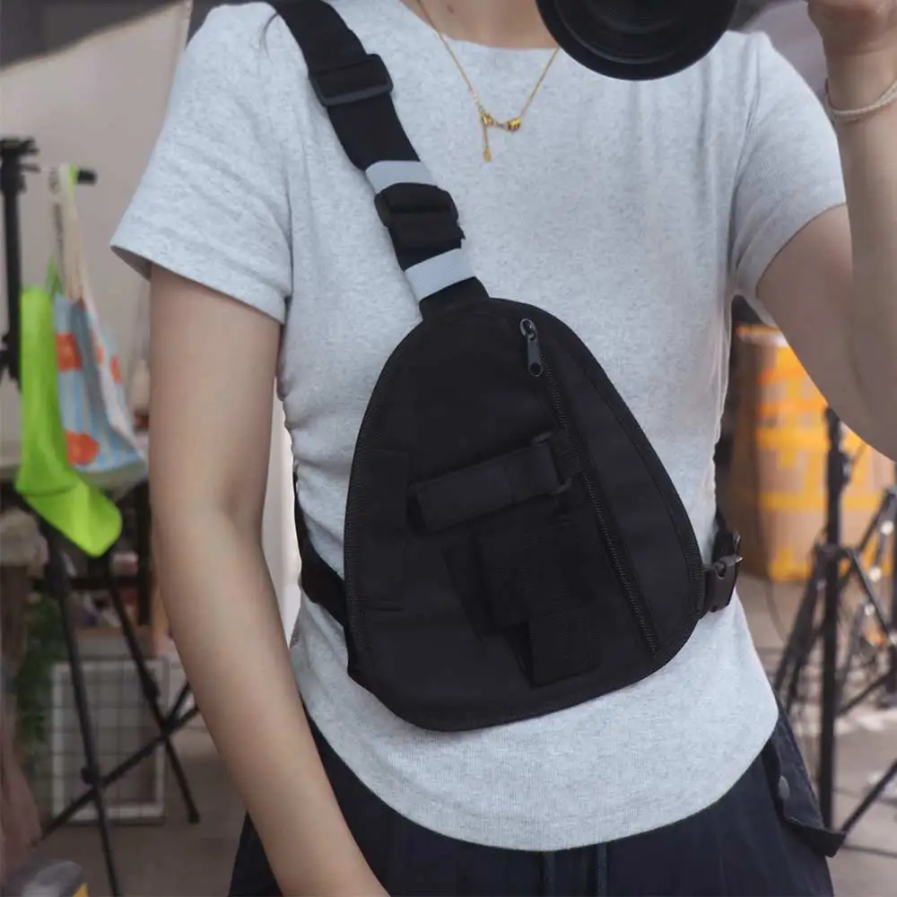 

Adjustable Radio Chest Harness Pack Oxford Cloth Crossbody Bag Walkie Talkie Bag Multifunctional Black Interphone Chest Bag