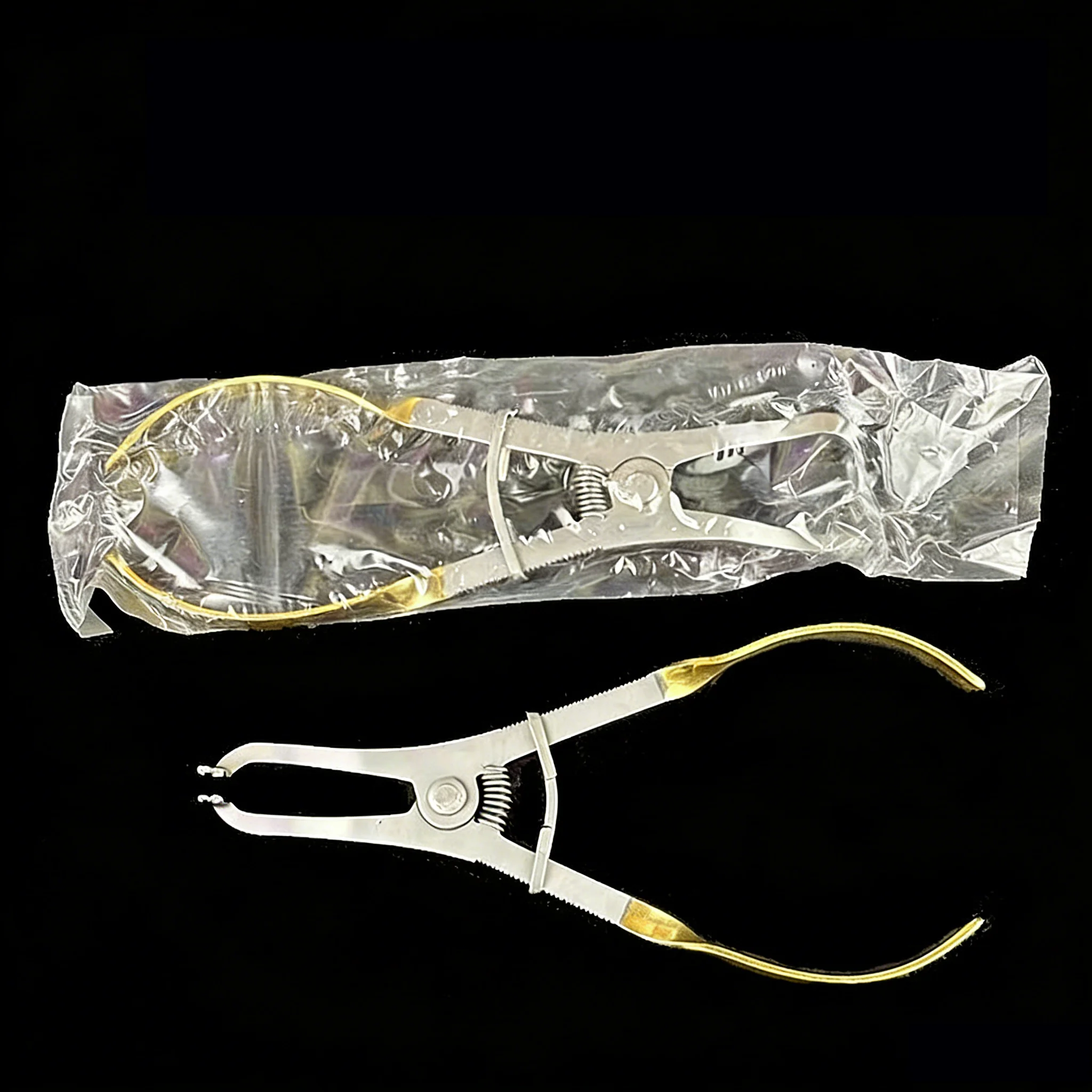 

Dental Tools Dam Clamps Ivory Clamp Forceps Dental Sectional Matrix Plier Dental Matrix System Clamping/seperating Ring Pliers