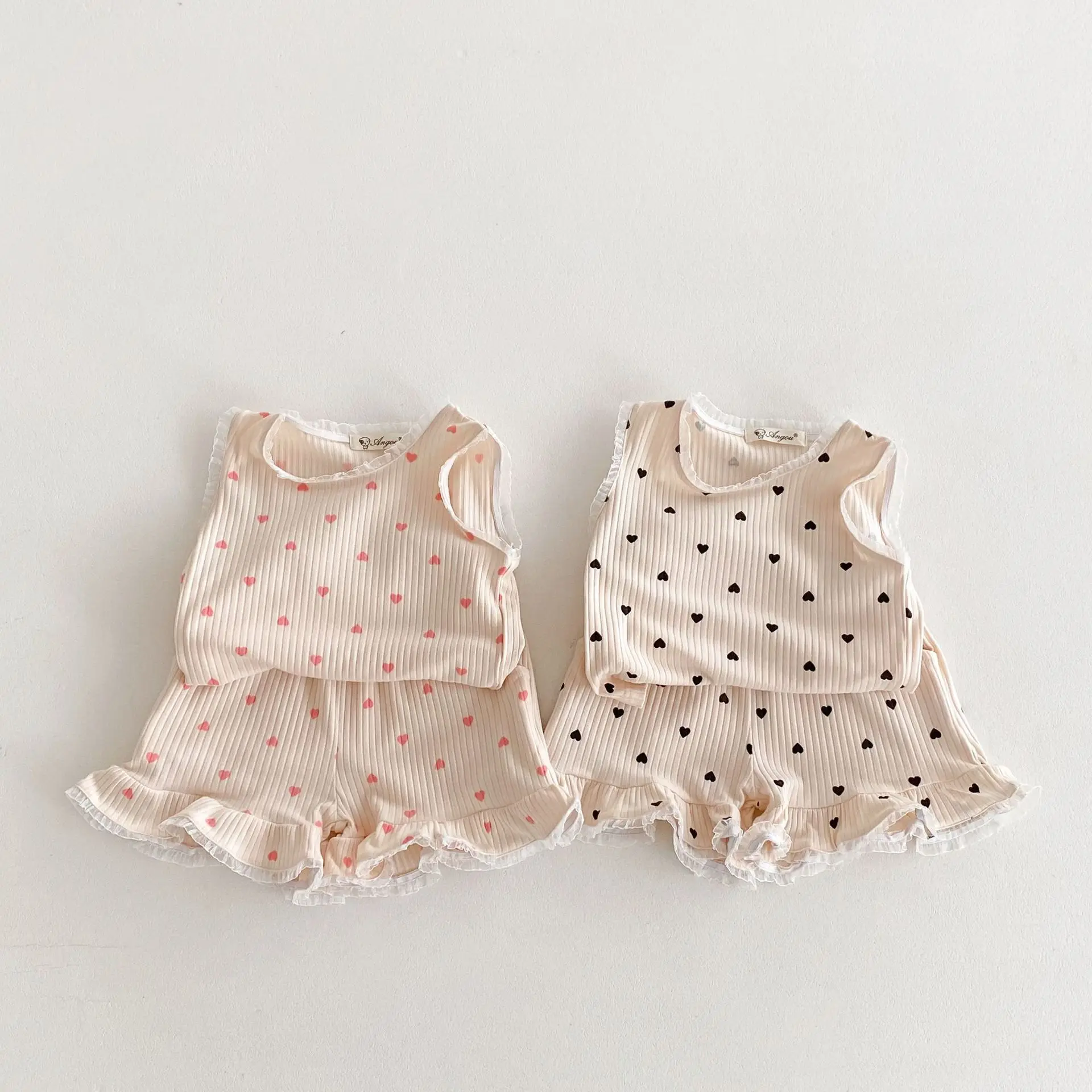 

2024 Summer New Girls Sleeveless Cotton Set Toddler Ribbed Vest + Lace Shorts 2pcs Suit Kids Girls Heart Print Casual Outfits