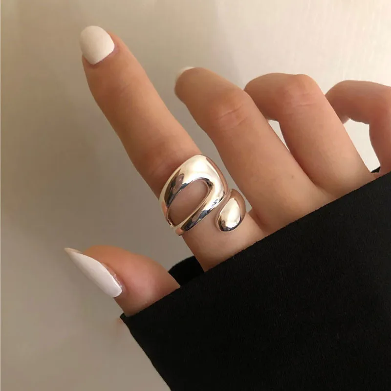 New Trend Smooth Rings For Women hollow out Jewelry Beautiful Finger Irregular Open Rings For Party Birthday Gift Wholesale