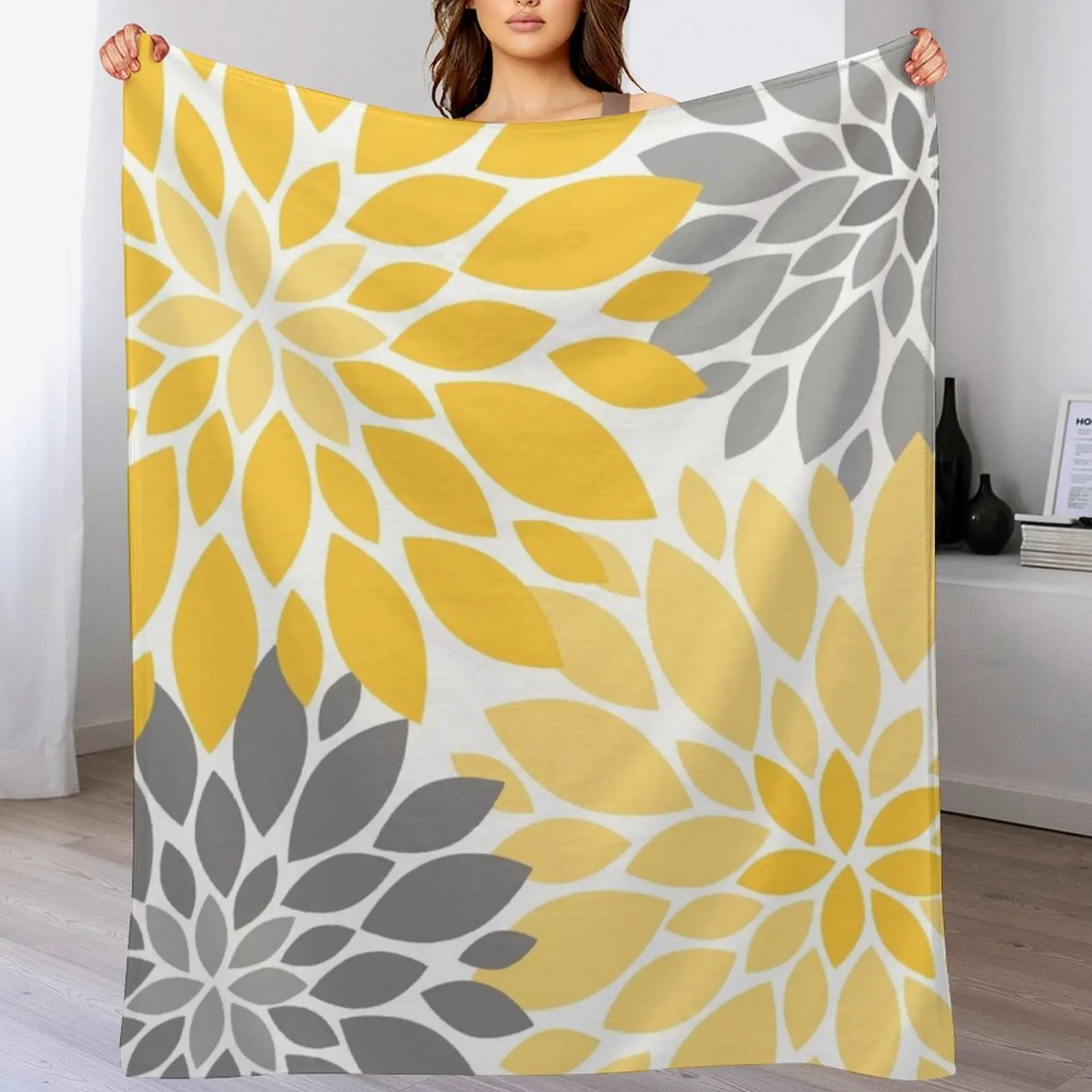 

Yellow and Gray Dahlia Floral Pattern Throw Blanket For Sofa Thin Furry Blankets