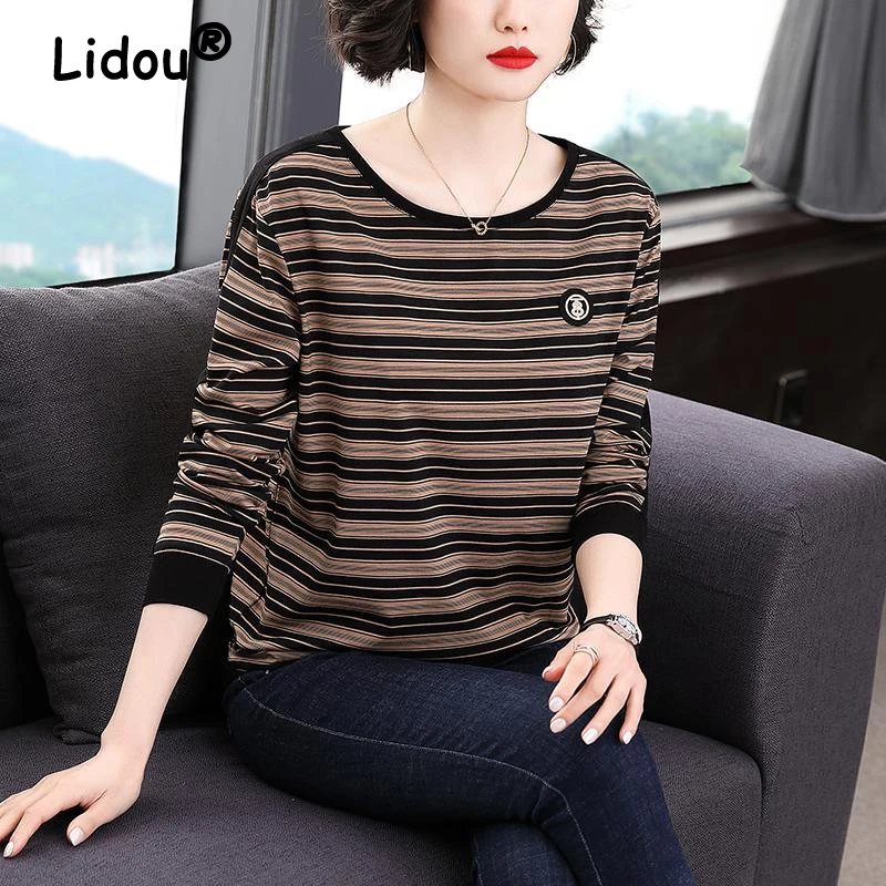 

Simple Striped Appliques O Neck Long Sleeve Loose Ladies Tops 2023 New Spring Autumn Women's Korean Style Casual Basic T-shirts