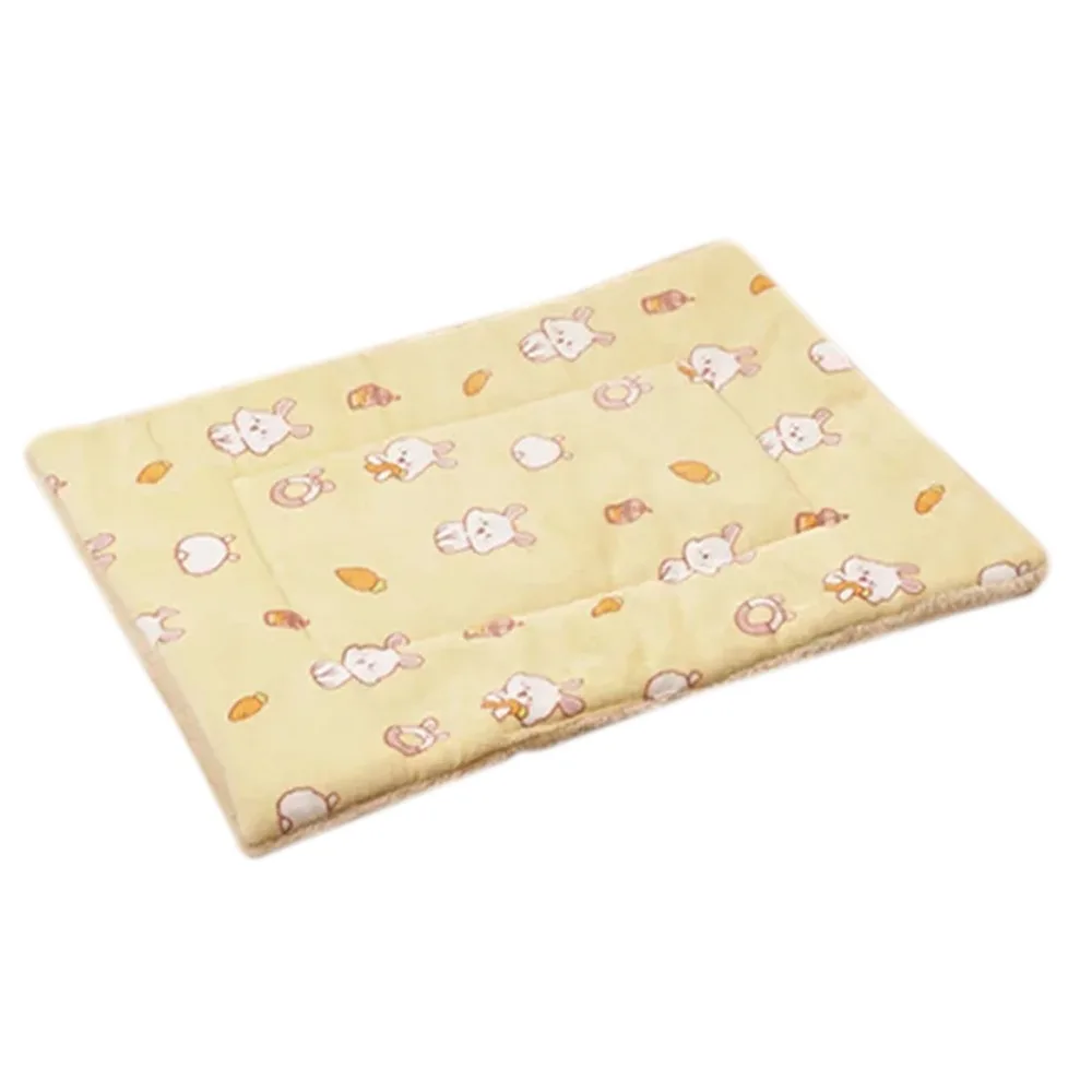 New Soft Pet Blanket Rest Flannel Cat Blanket Thick Cushion Sleeping Pad All Seasons