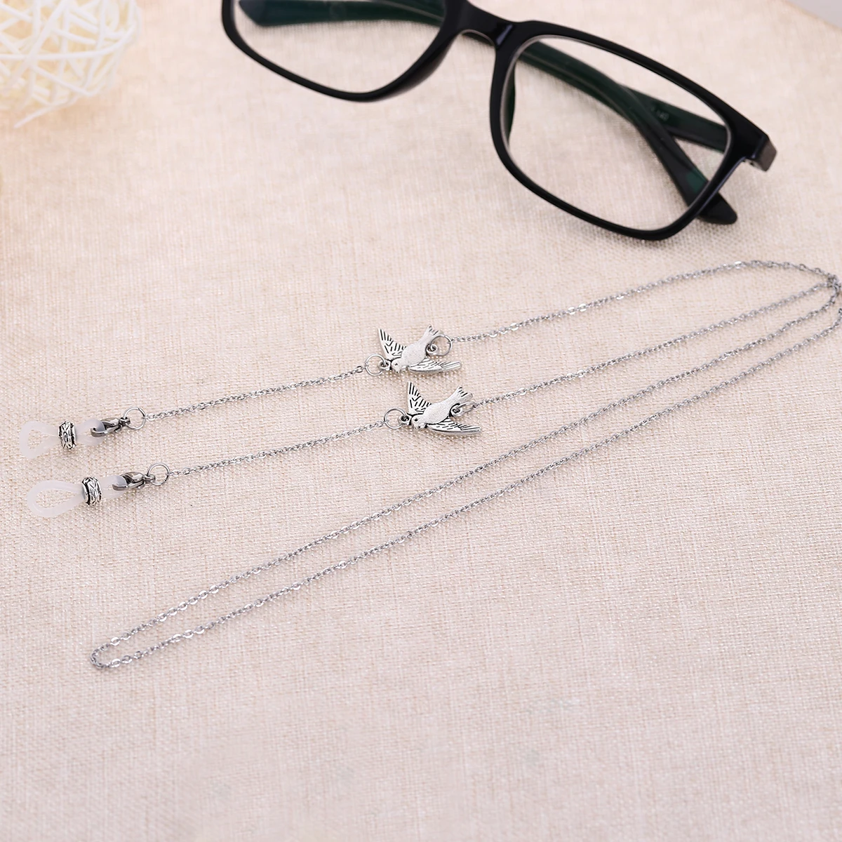

Retro Chain Eyeglass Cord Strap Bronze Cord for Sports Eyeglass Chain Hiking Glasses Necklace Keeps Secure