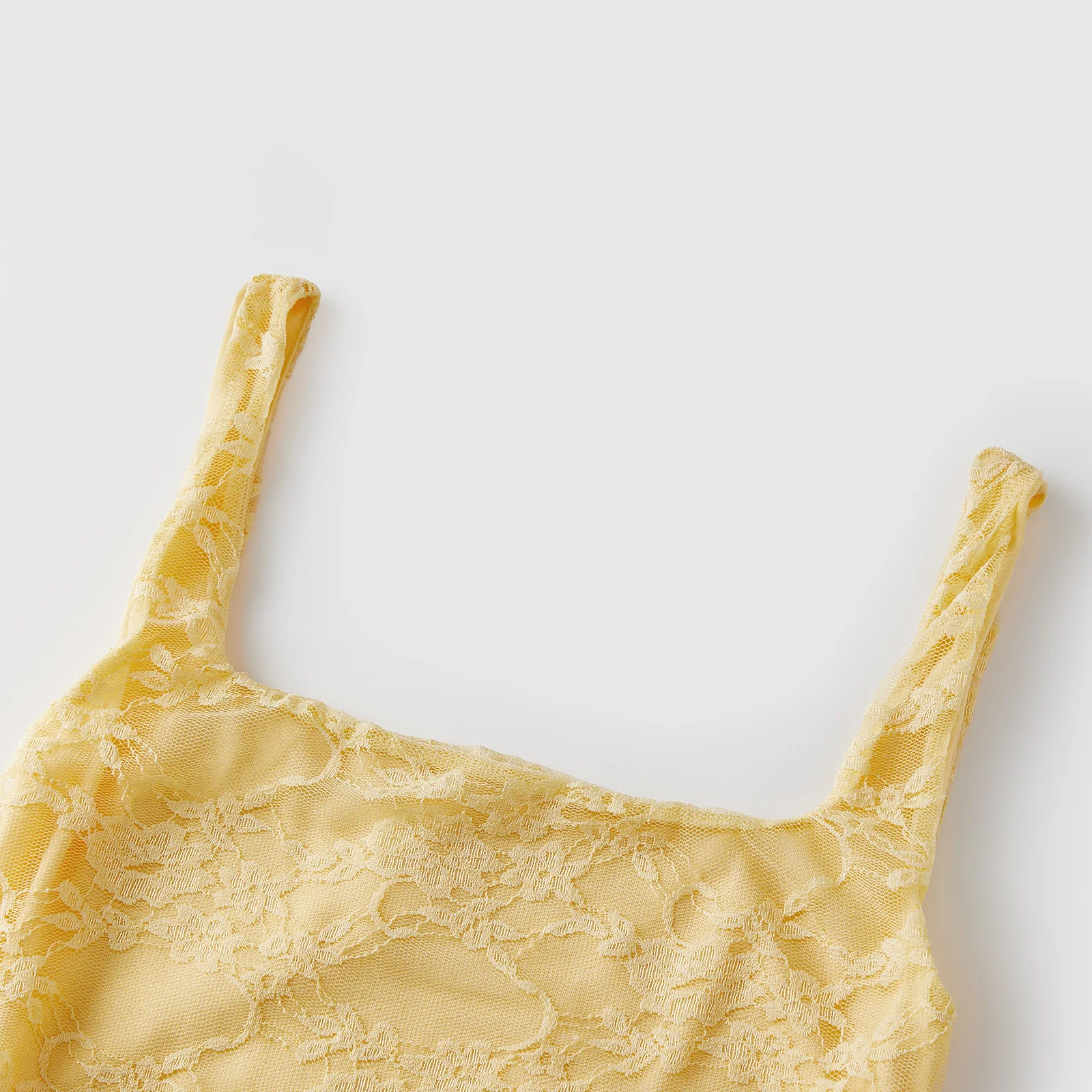 فستان نسائي صيفي بدون أكمام برقبة مربعة من الدانتيل بلون سادة وحاشية متدرجة فساتين قصيرة للحفلات والشاطئ على شكل حرف A