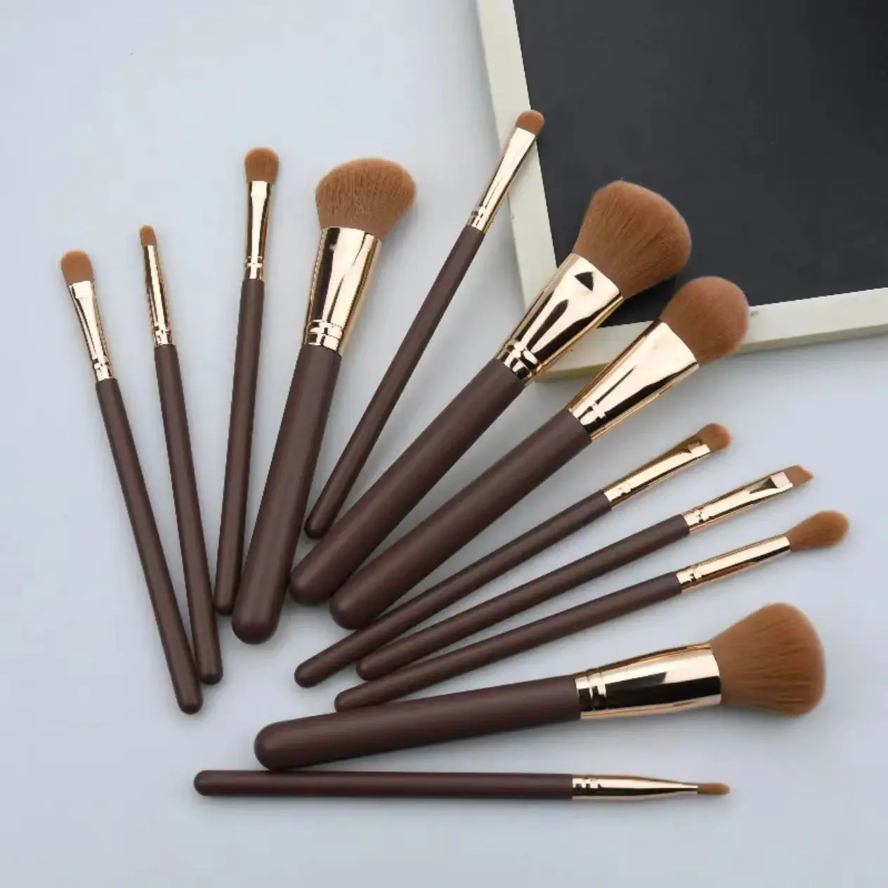 Custom Makeup Brushes Aluminum Tube Wood Handle 12 Pcs Chocolate Series Vegan Beginner