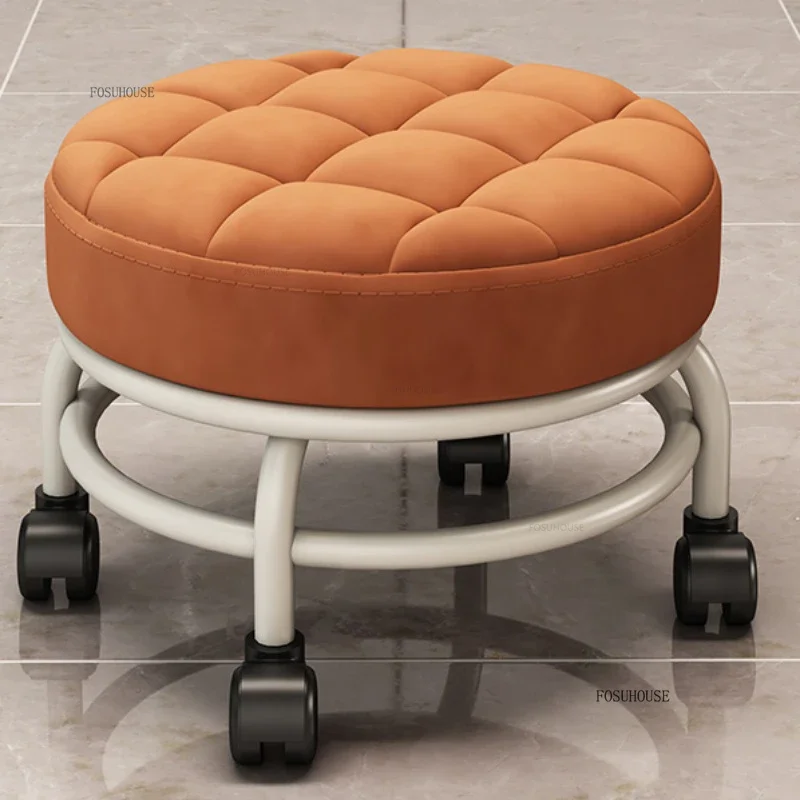 Luxury Small Pedicure Chairs Beauty Salon Professional Chair Creative Salon Furniture Home Soft Bag Round Low Stool with Wheels