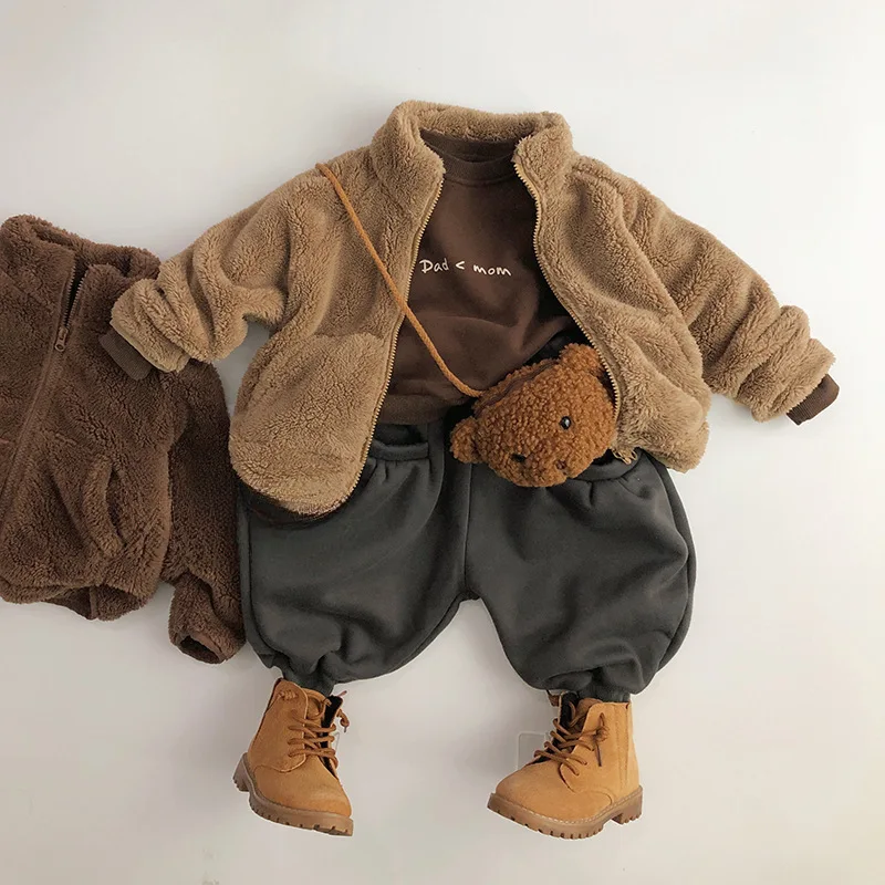 2025 شتاء جديد الأطفال بلوزة من الصوف رسالة طباعة بنين بنات زائد المخملية سميكة البلوز القمم الاطفال الدافئة بلوزة غير رسمية