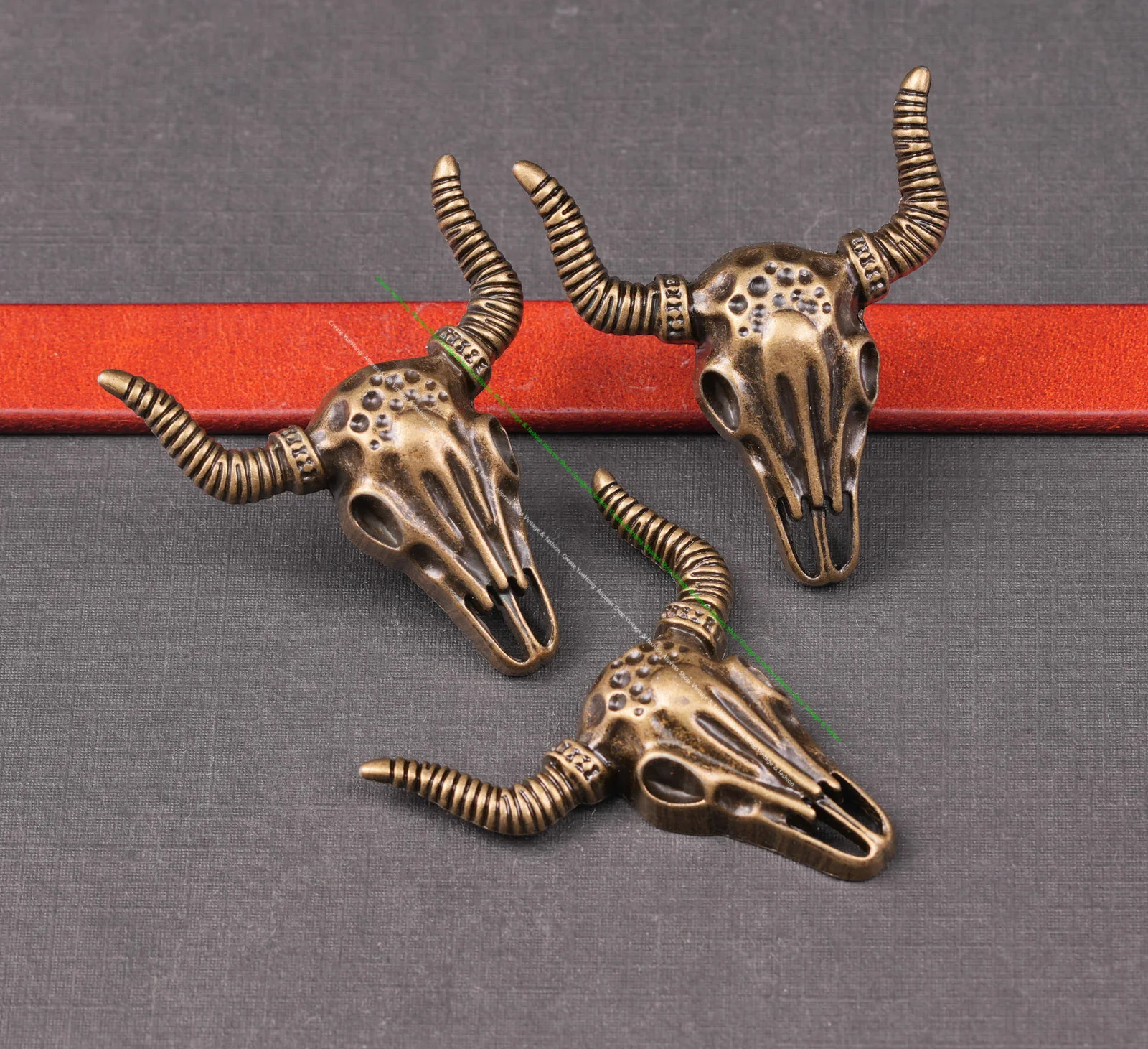 10x50*43mm Punk Biker Antik Silber Western Bull Head Longhorn Leder Craft Gürtel Zubehör Sattel Concho Knopf Schraube zurück – Detail 9