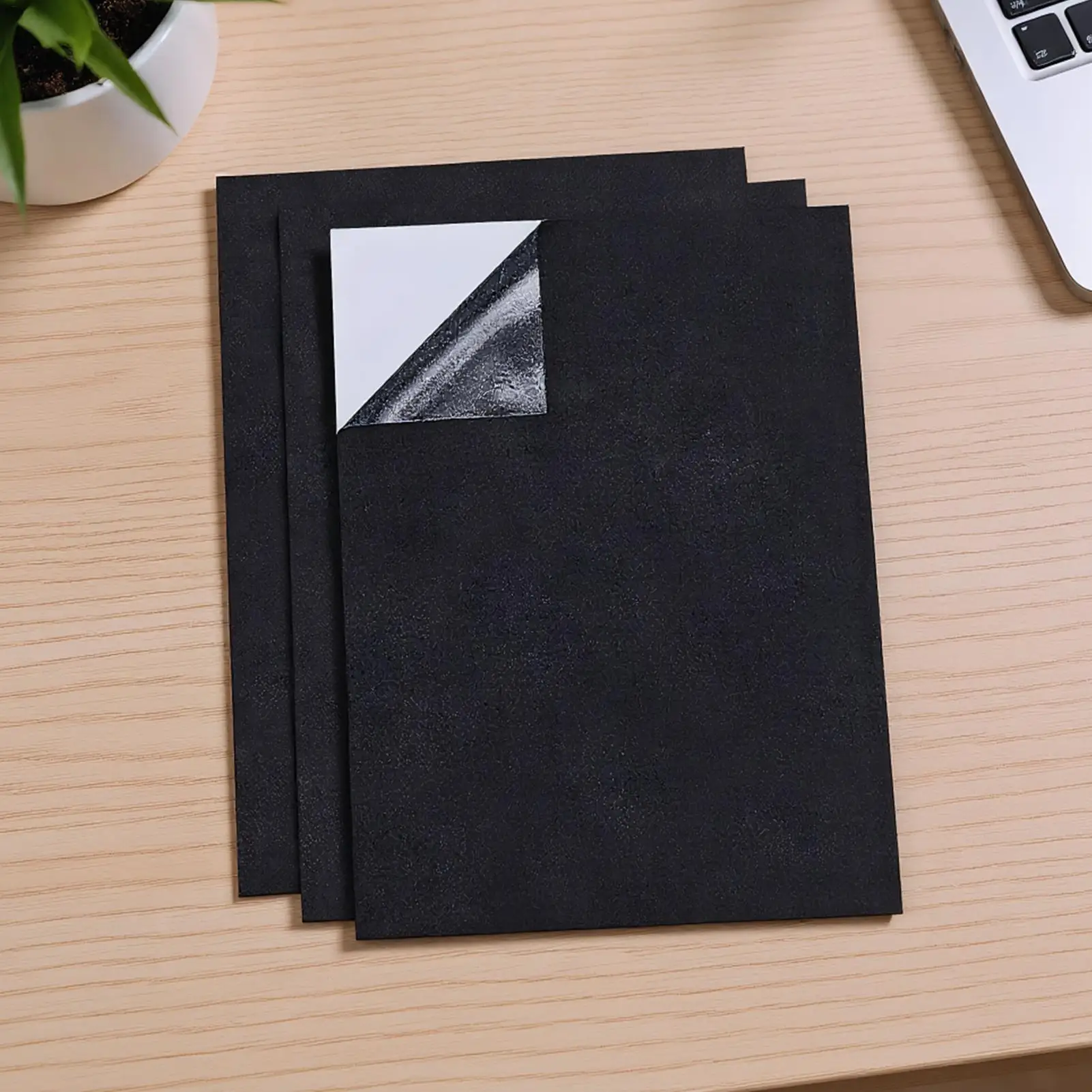 แผ่นโฟมกาว 4 ชิ้น วัสดุความหนาแน่นสูง ตัดได้ แผ่นป้องกันพื้น แผ่นโฟมกาวติดเฟอร์นิเจอร์