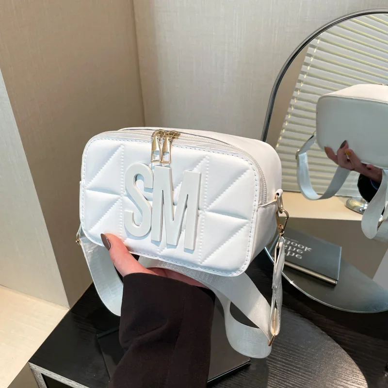 

2025 Women's Versatile Small Square Bag - Camera Style Crossbody for Daily Commuting