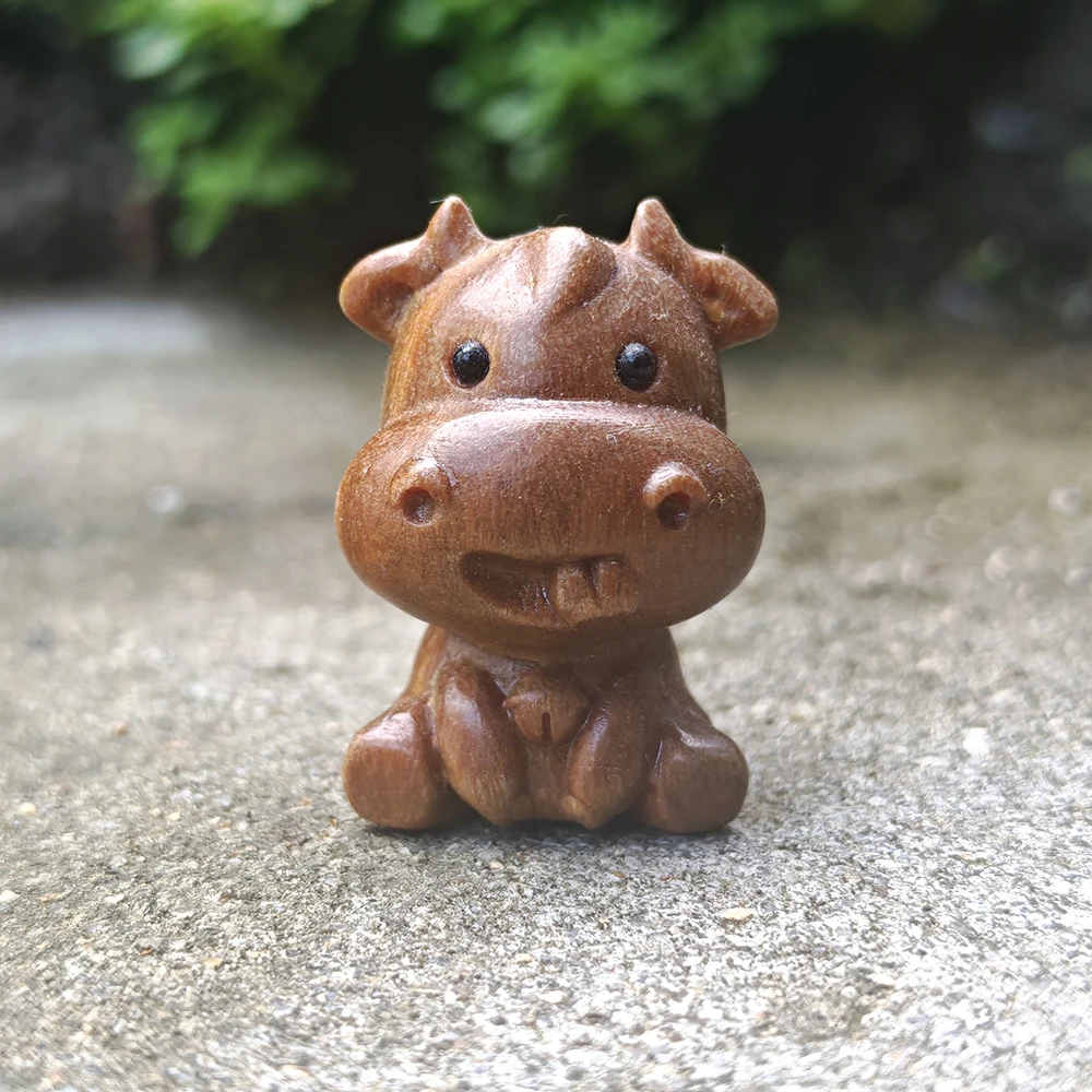 1.1 Inch Wooden Calf Figurine, Ethnic Style, Simple Style, Suitable for Holiday Decorations, Home Decor, Christmas Decorations, Tabletop Decorations, Living Room, Party Decorations