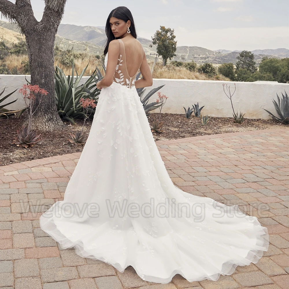 Welove Leaf Applique A-Line Wedding Dress V-Neck Sleeveless Sexy Open Back Illusion Tulle Sweep Train Bridal Marriage Gowns