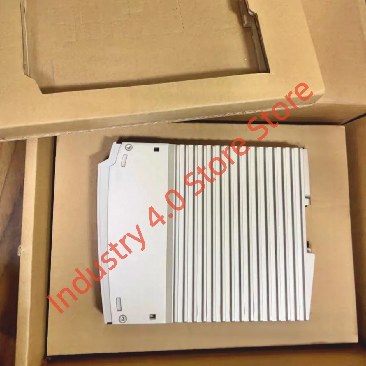 

Совершенно новый блок питания 2903159 TRIO-PS-2G/1AC/48DC/5, 2904600 QUINT4-PS/1AC/24DC/5