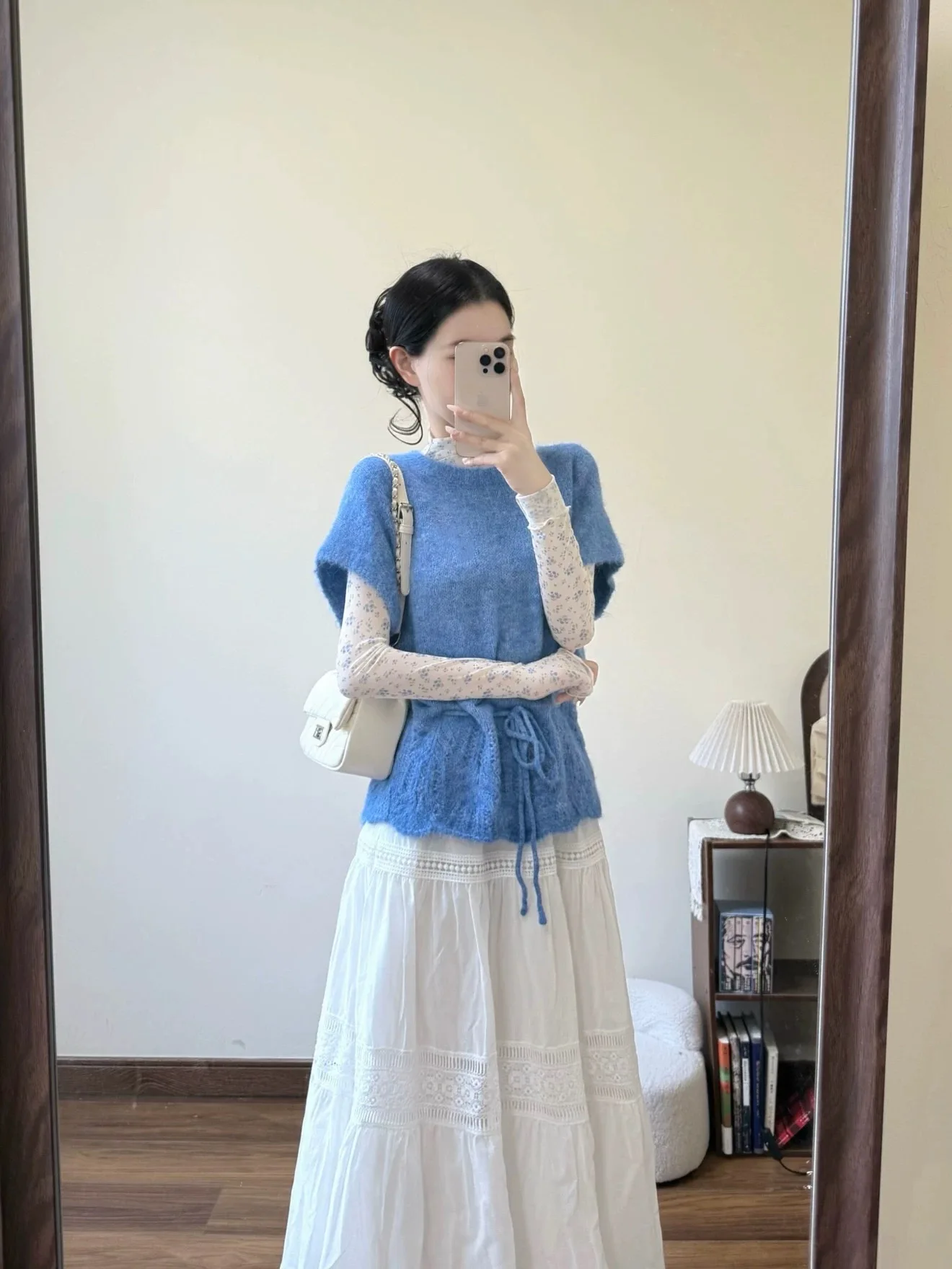 

Early Spring Korean Sle Long Dr Set 2026 New Vest Matching Full Set Small Size eat Looking Skirt Tee Piece Set