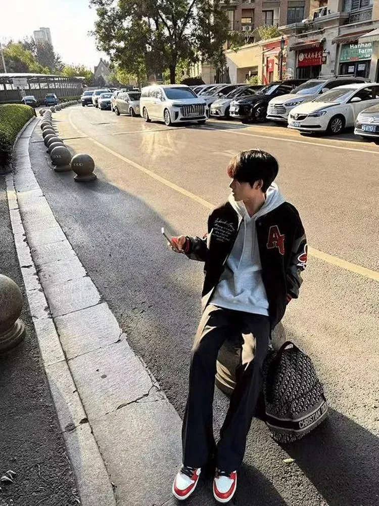 

Американский ретро тяжелый бейсбол с вышивкой букв дэт хип-хоп цвет блузка свободный повседневный топ из полиэфирного волокна длинный све